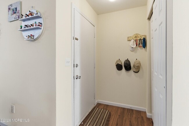 Photo - 21 Potomac Ct