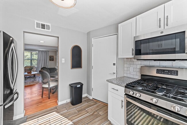 Photo - 10132 Manchester Rd Unidad D