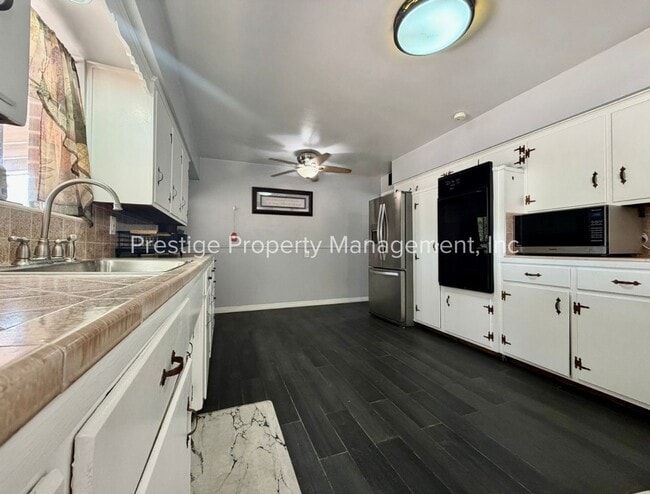 Photo - 3407 East 5th Street