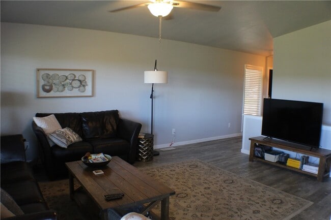 Photo - 4 Tilbury Ln