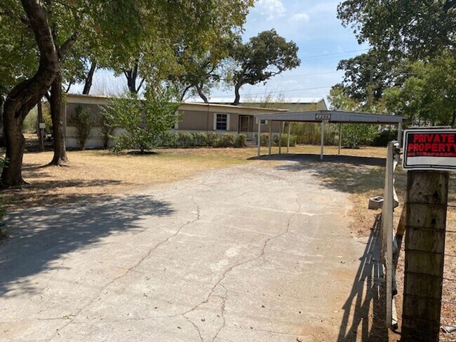Photo - 3 bedroom country living mobile home