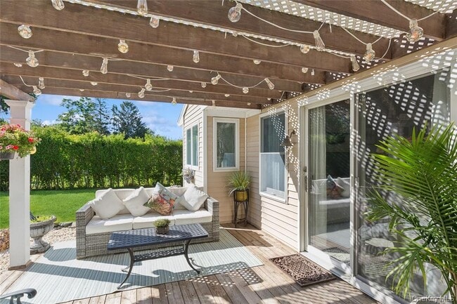 Photo - 123 Broad Ave