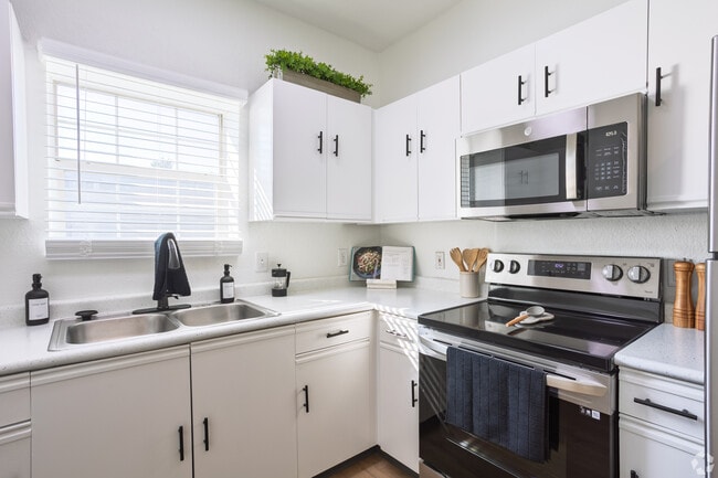 Photo - ReNew Jordan Creek