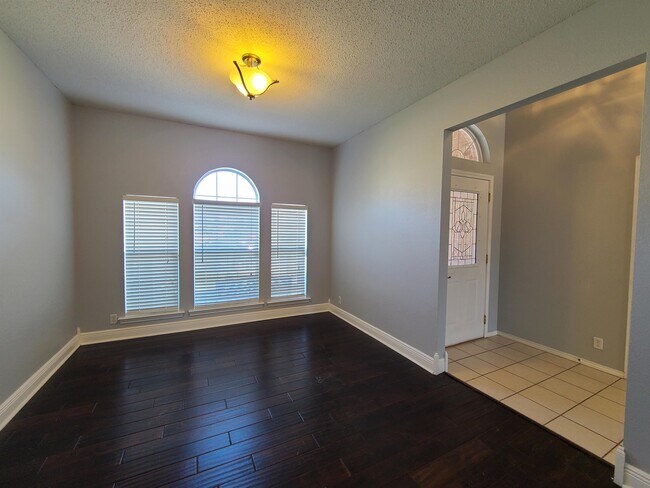 Photo - 3401 Mark Ln