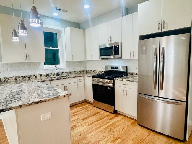 1750 W Cermak Rd