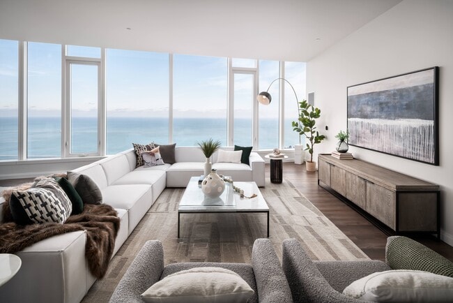1000M Apartments