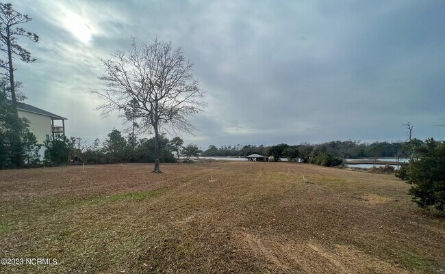 Photo - 383 Norris Landing Rd