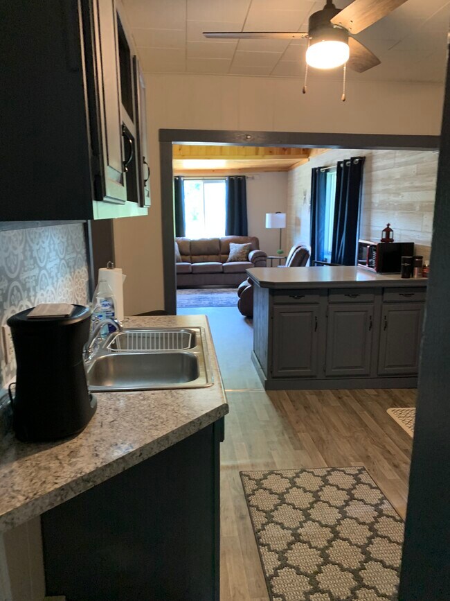 603 12 St NW Townhome Townhome Rental in Bemidji MN