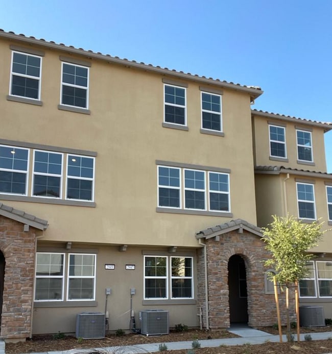 Photo - 2947 Nimes Ln Townhome