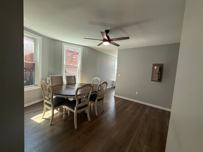 266 Forster St