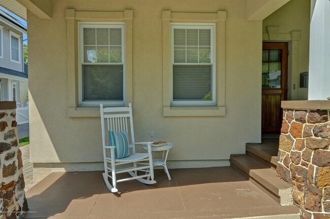 408 4th Ave