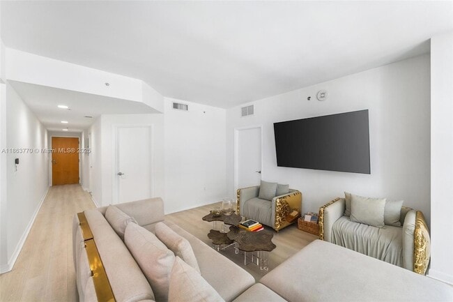 Photo - 244 Biscayne Blvd Unidad 1808