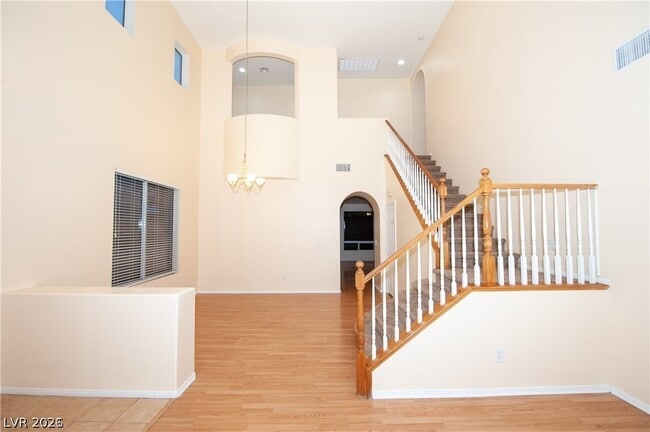 Photo - 11768 Del Sur Ave