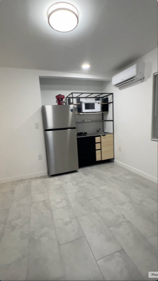 Photo - 2331 NW 64th St Unit 1