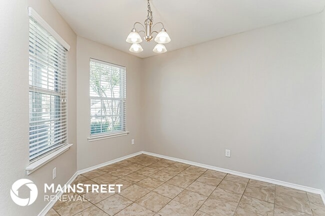 Photo - 419 Eastern Phoebe