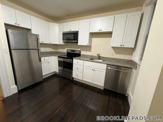 Photo - 1463 Beacon St Unit 23