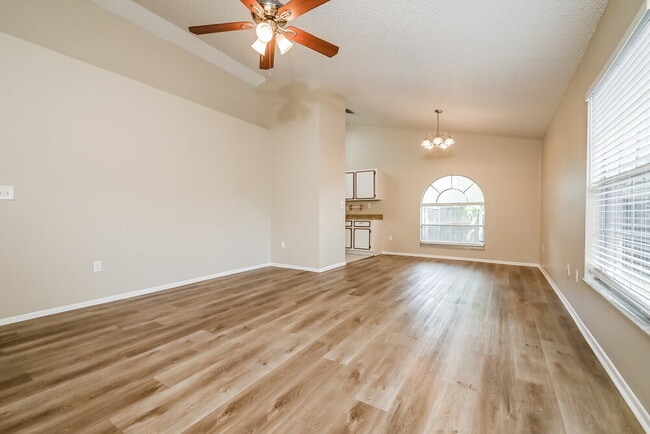 Photo - 1336 Mohrlake Dr