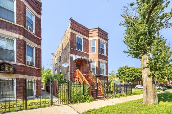Building Photo - 4104 W 24th Pl Unit 1 Rental