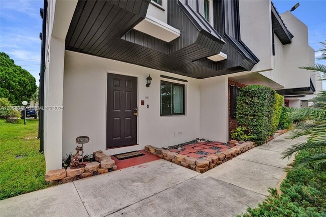 Photo - 5555 Ludlam Rd