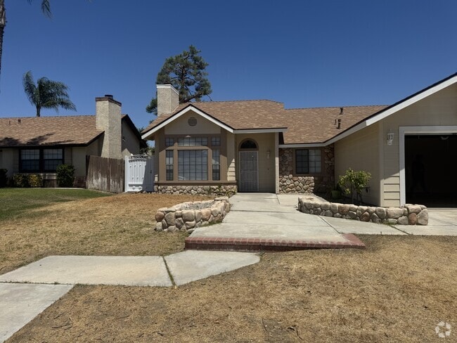 Building Photo - 5708 Canberra Ave Rental