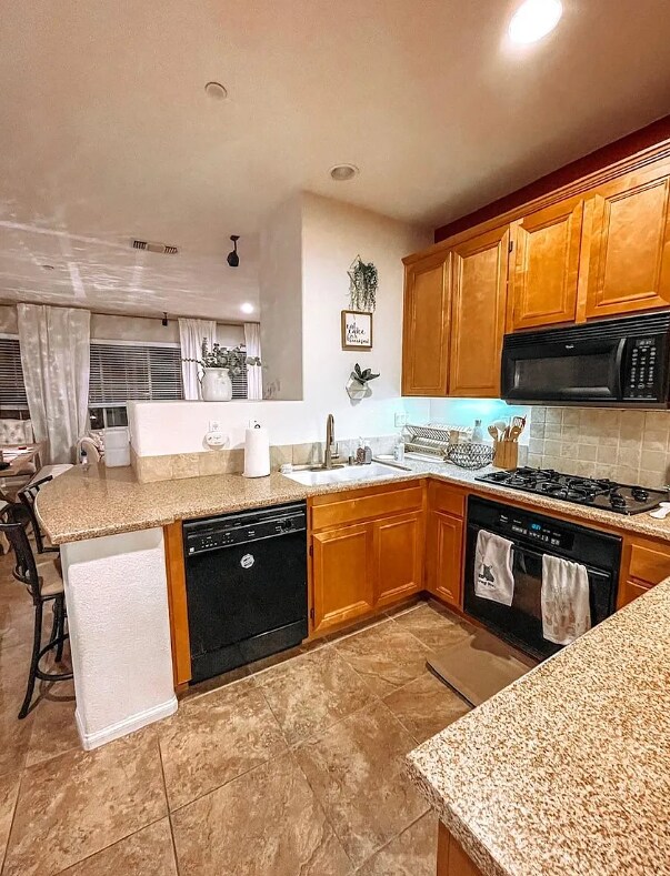 Photo - 2740 Bellezza Dr