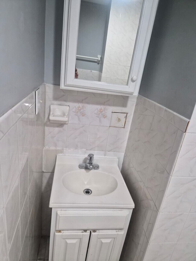 Photo - 224 Sommerville Pl