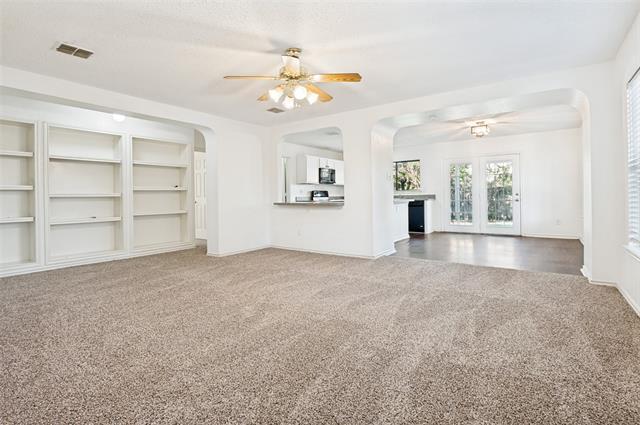 Photo - 309 Sandlewood Ln