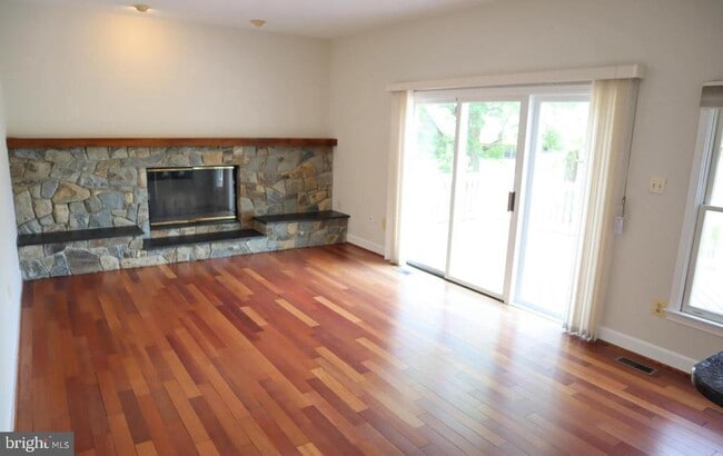 Photo - 17105 Thatcher Ct