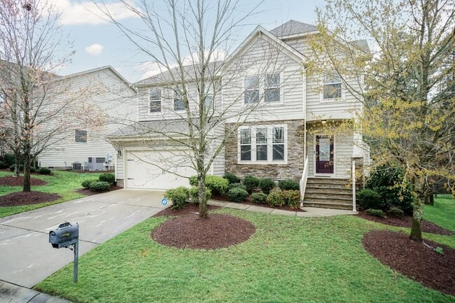 Photo - Gorgeous LARGE Family Home!