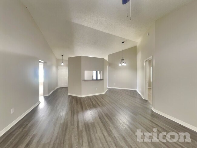 Photo - 1718 Brandon Trace Ave