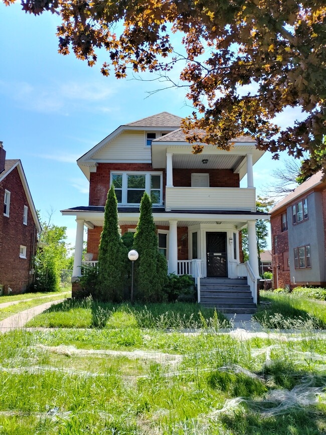 Building Photo - 3937 Beniteau St Unit 2
