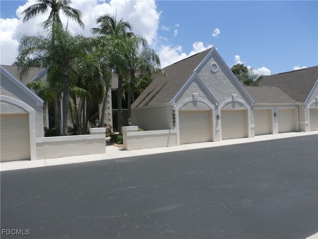 Photo - 16301 Kelly Woods Dr Unit 205