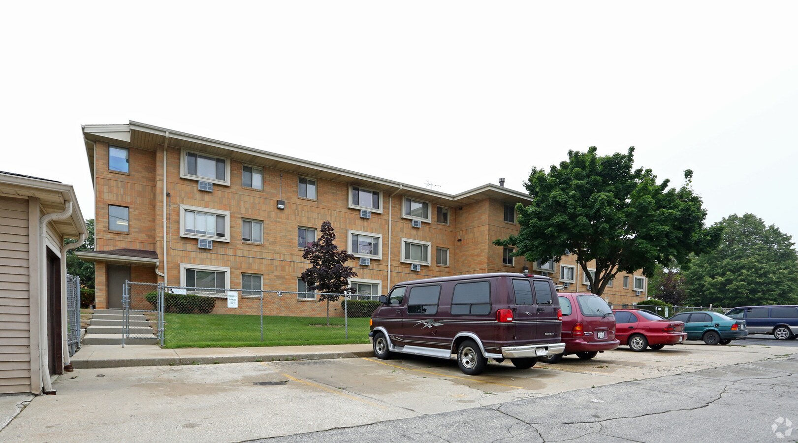 Photo - La Paz Apartments