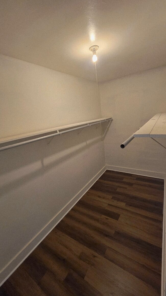 Photo - 614 1st St S