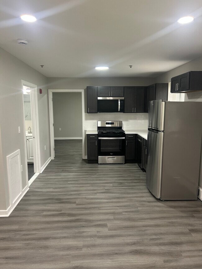 Austin Manor Apartments