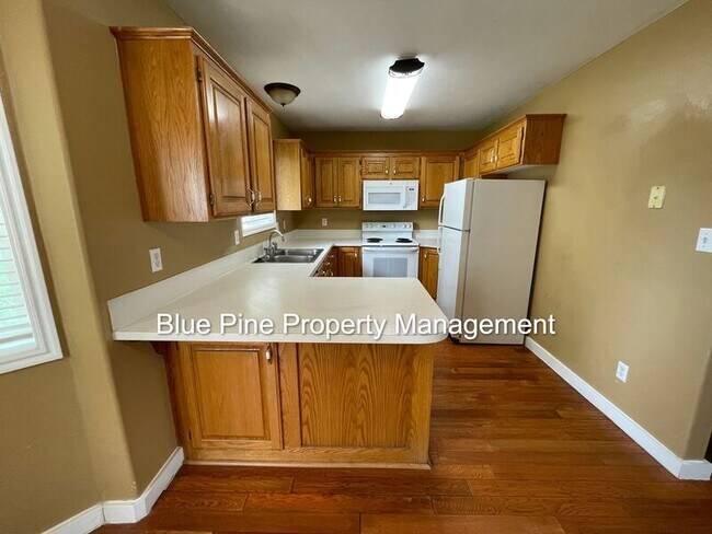 Photo - 3240 Carolyn Ln