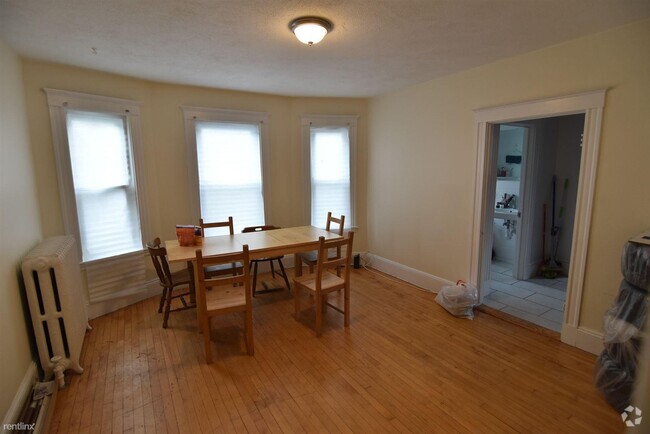 Building Photo - 80 Wallingford Rd Unit 1 Rental