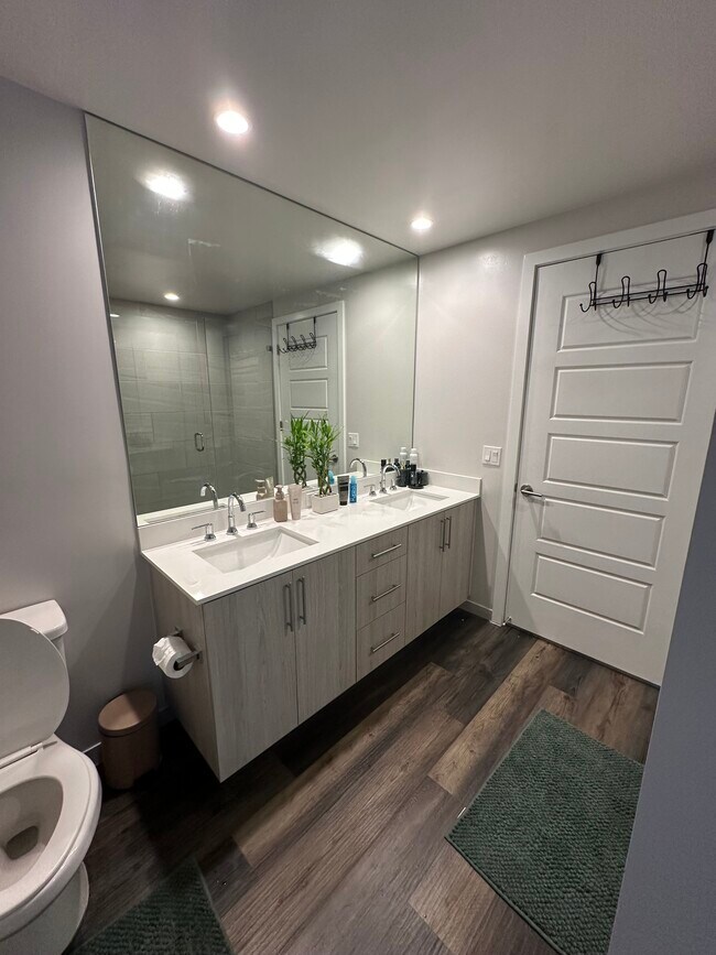 Photo - 3210 N University Dr Unidad 507