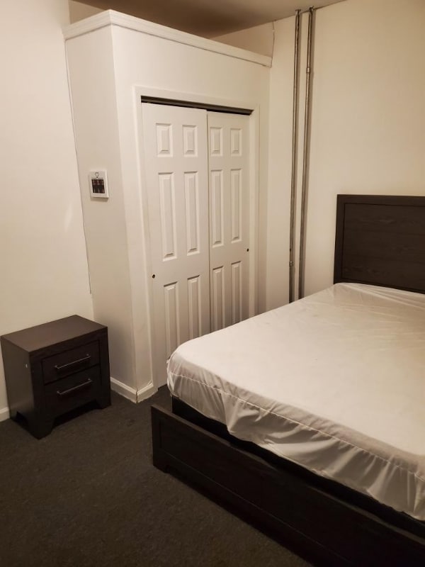 Photo - 636 E 230th St Unidad # 1