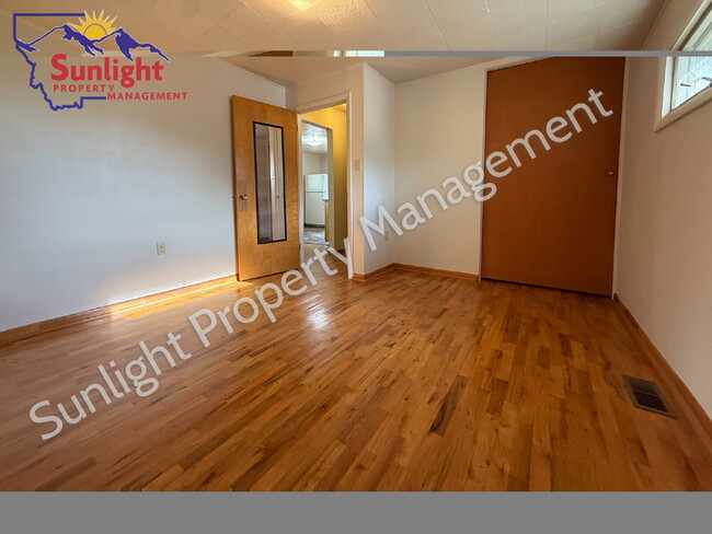 Photo - 1 Bed 1 Bath Bungalow