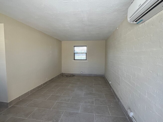 Photo - 175 Johnston Dr B Unit 175 Johnston Dr B