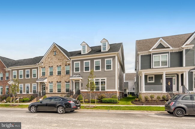 Photo - 6422 Greenleigh Ave Townhome