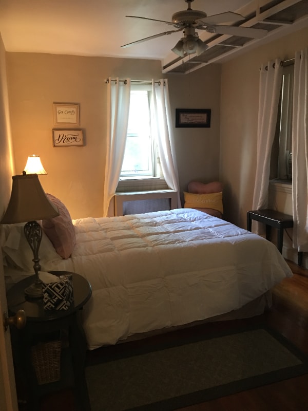Photo - 2566 Pearsall Ave Apartamento Unidad 2
