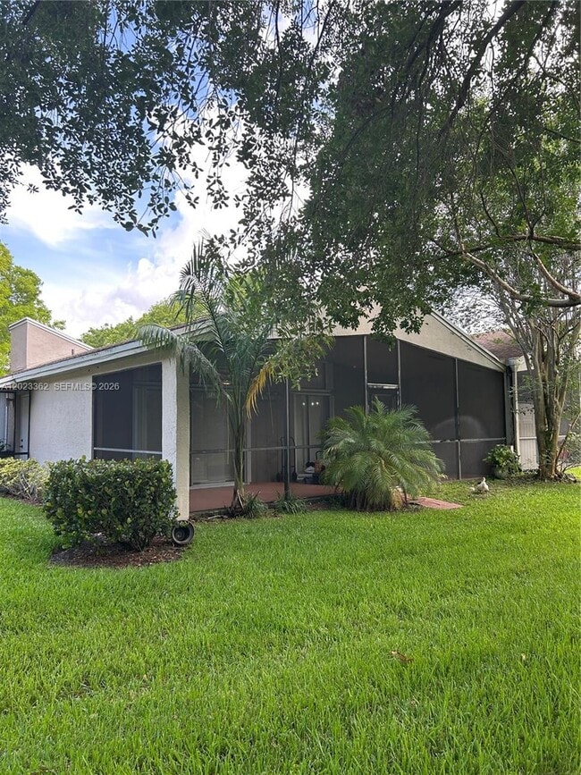 Photo - 578 Woodgate Cir