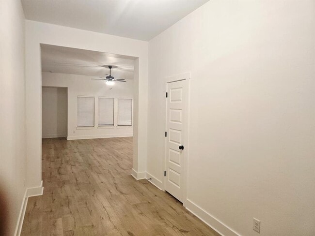 Photo - 17705 Horne Ln