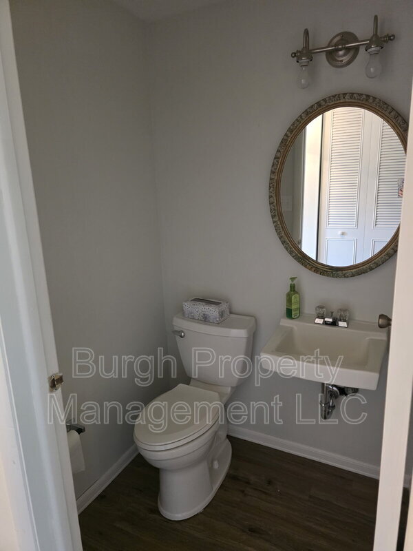 Photo - 149 Hunting Creek Rd