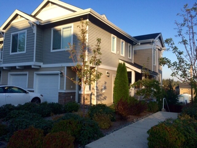 Updated Top Floor Unit in Dunhill Terrace ... - Updated Top Floor Apartment Unit in Dunhill Terrace ... Unit #T6