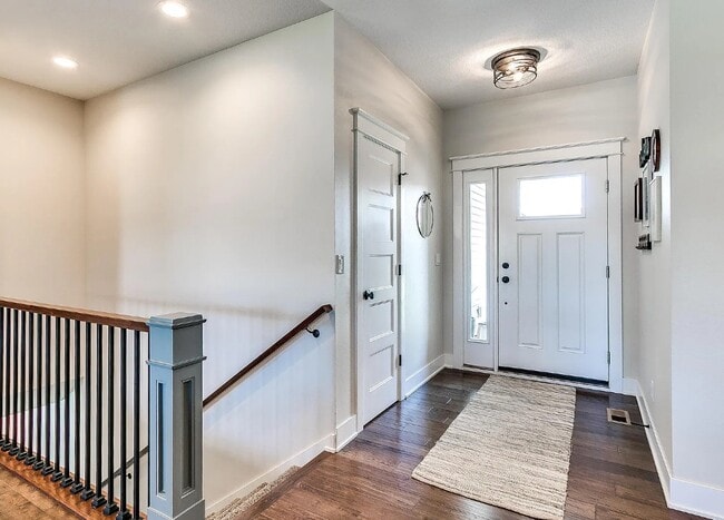 Photo - 2735 Danbury Rd