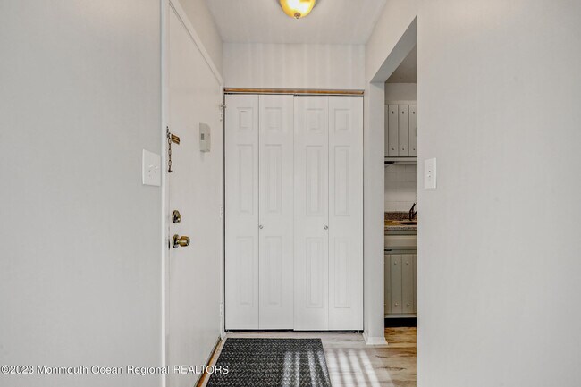 Photo - 144 Cross Slope Ct