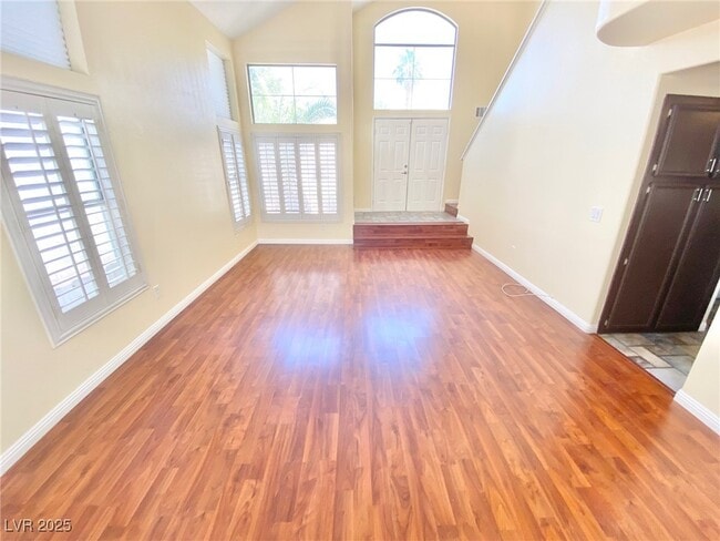 Photo - 2993 Seasons Ave